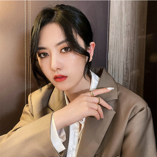 Female Simple Stacked With Index Finger Pinky Rings