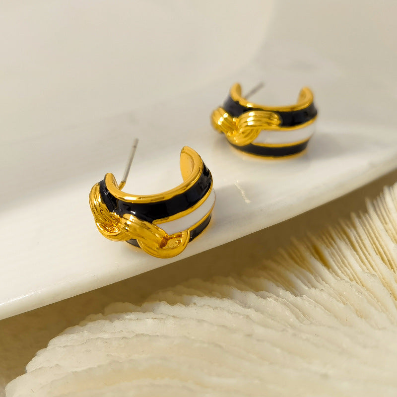 Back To Old Customers Retro Discount Niche Earrings