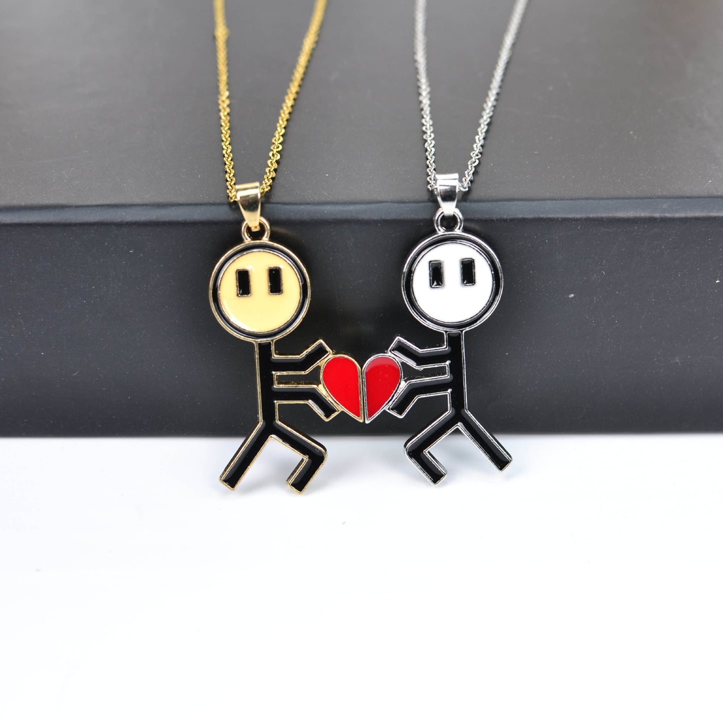 Couple Magnetic Suction Fun Cartoon Expression Launch Necklaces