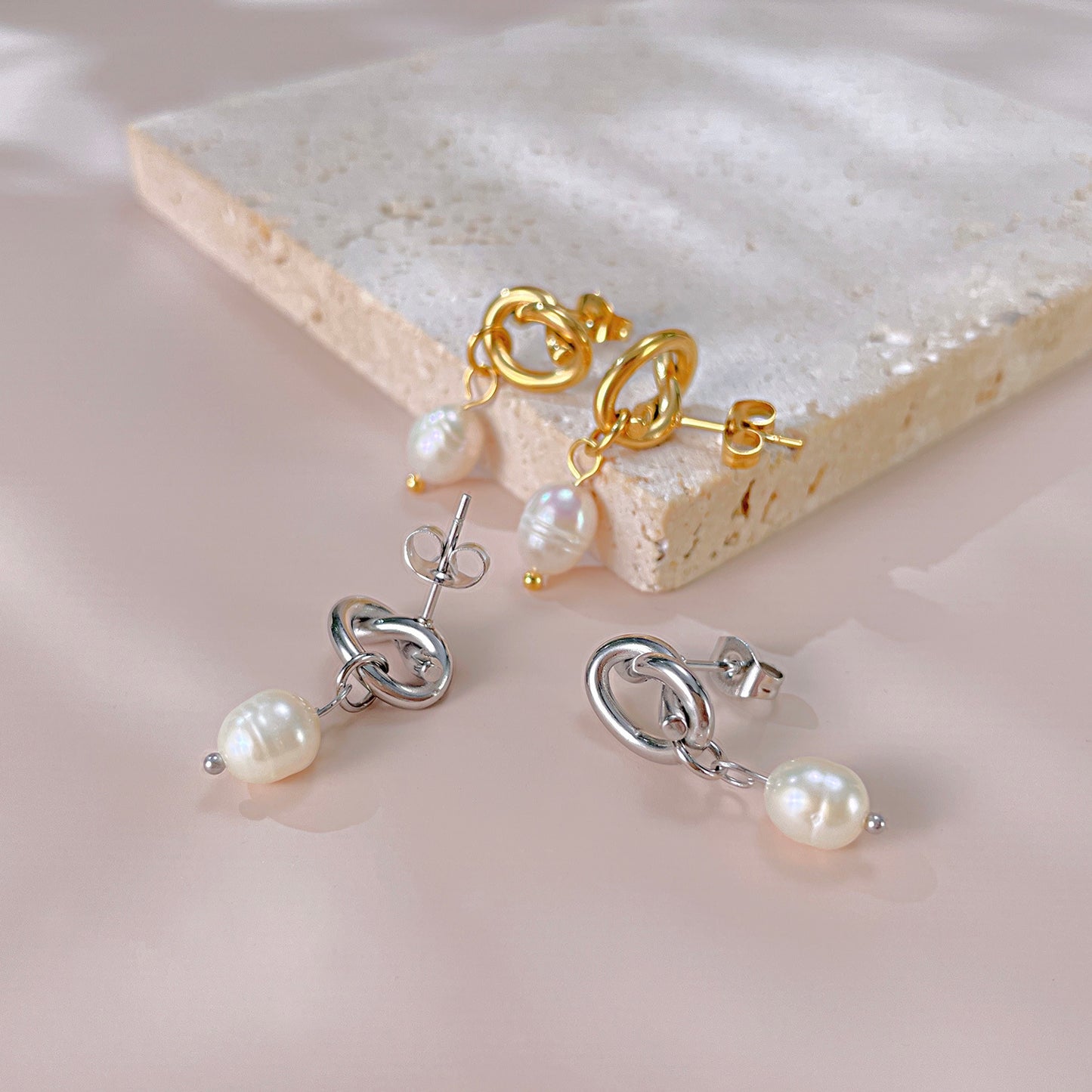 Luxury Temperament Natural Fresh Water Pearl Earrings