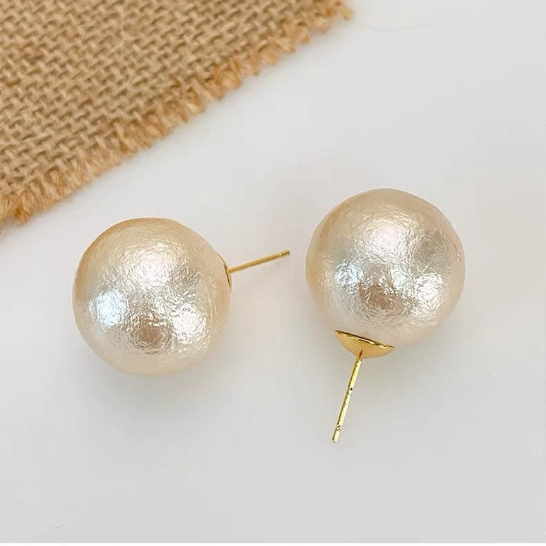 Women's Large Pearl Summer Temperament Full Of French Earrings