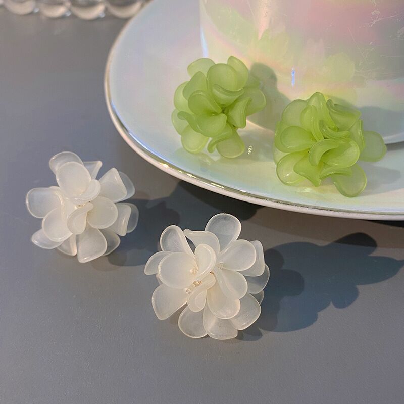 Pin Fairy Summer Fresh Three-dimensional Flower Earrings