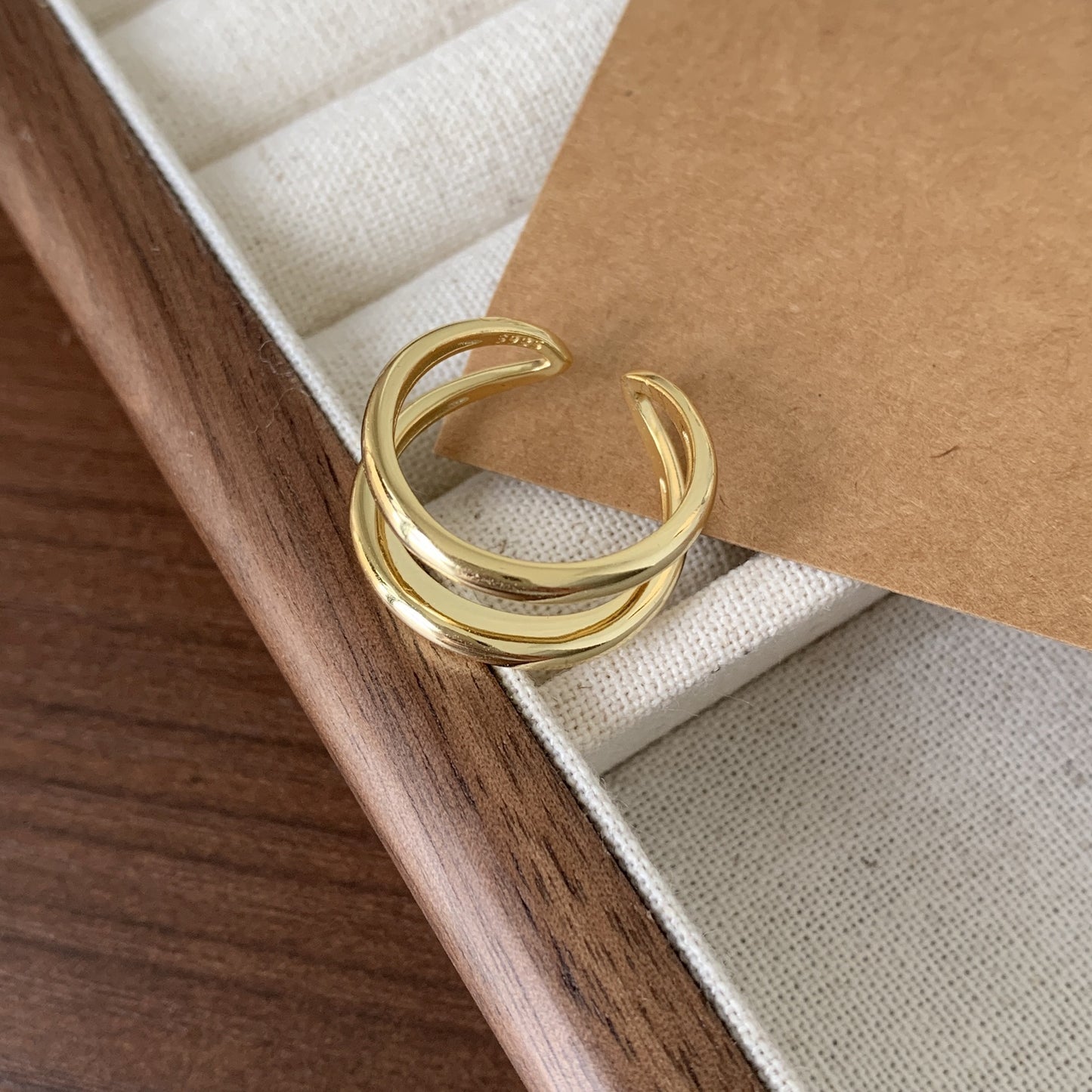 Wind Simple Glossy Fashionable Temperamental Style Rings