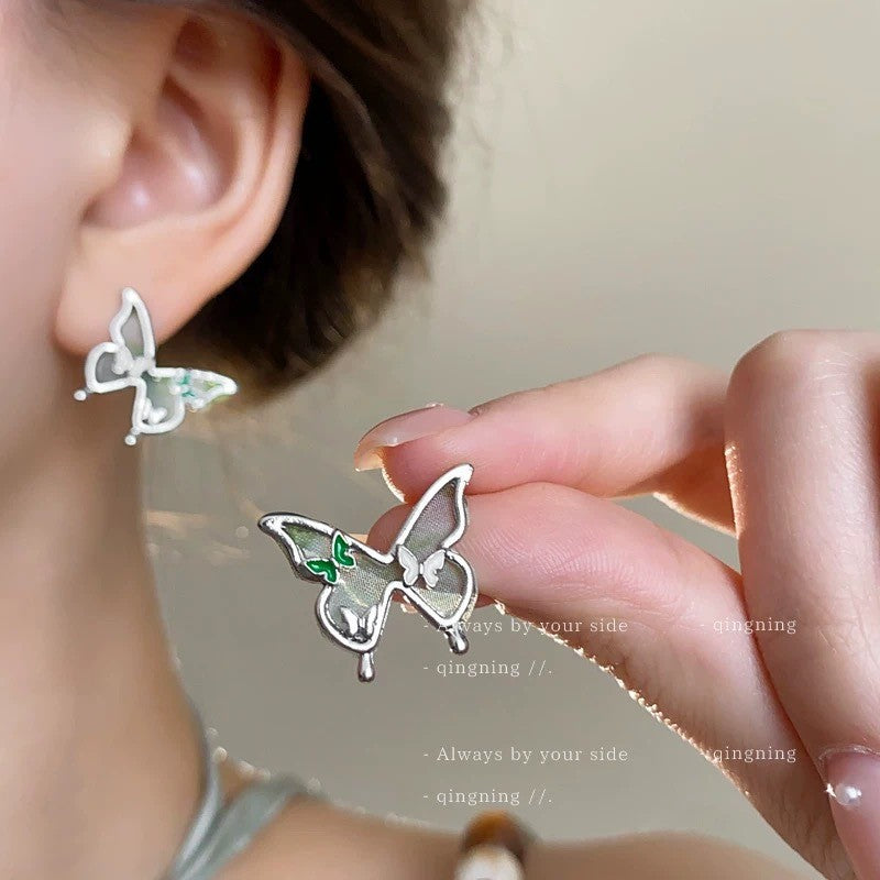 High-grade Female Niche Vintage Pearl Flower Elegant Earrings