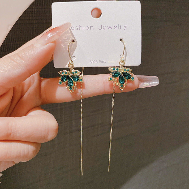 Women's Red Maple Leaf Hanging Trendy Ear Earrings