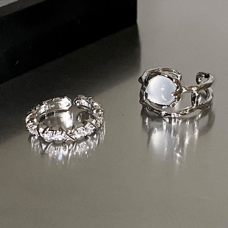 Women's Fashion Personalized Minority Design Light Luxury High Sense Rings