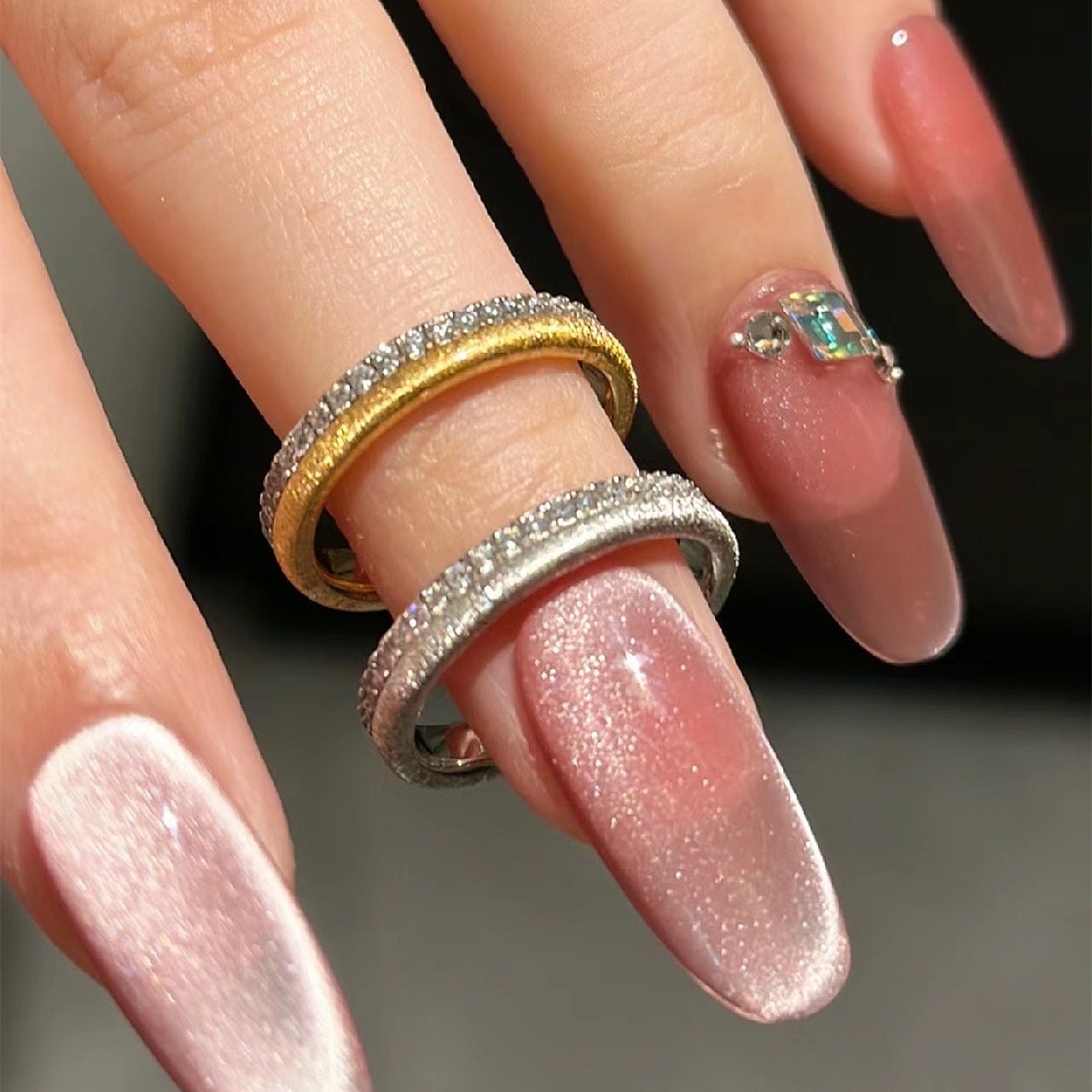 Brushed Single Row Diamond Fine Circle Rings