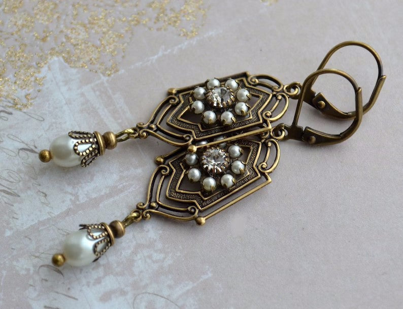 Fashion New Retro For Ladies Personalized Earrings