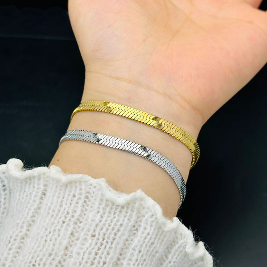 Women's Chain Pure Fashion Temperament Entry Lux Bracelets