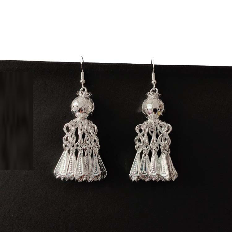 Personality Horn Bloom Vintage Eardrops Yi Earrings