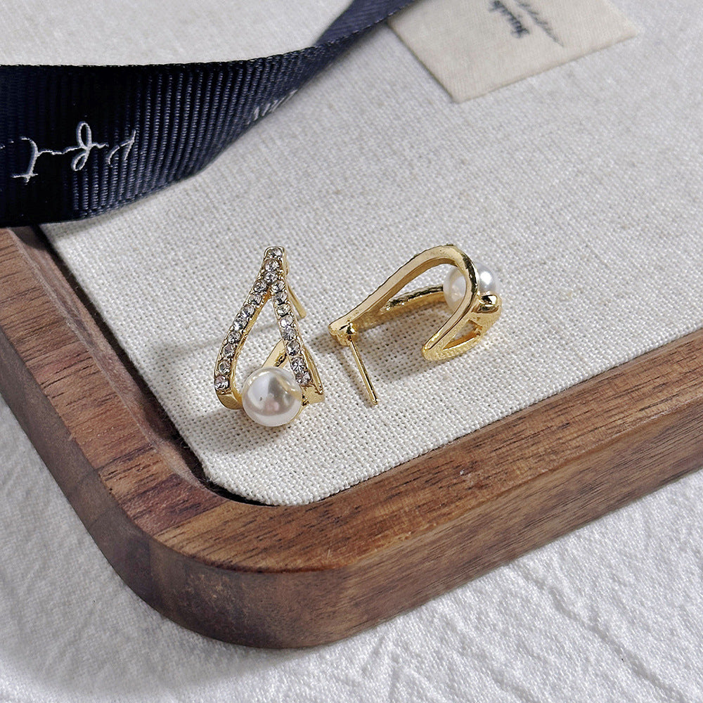 Women's Pearl Fashion High-grade Summer Ear Light Earrings