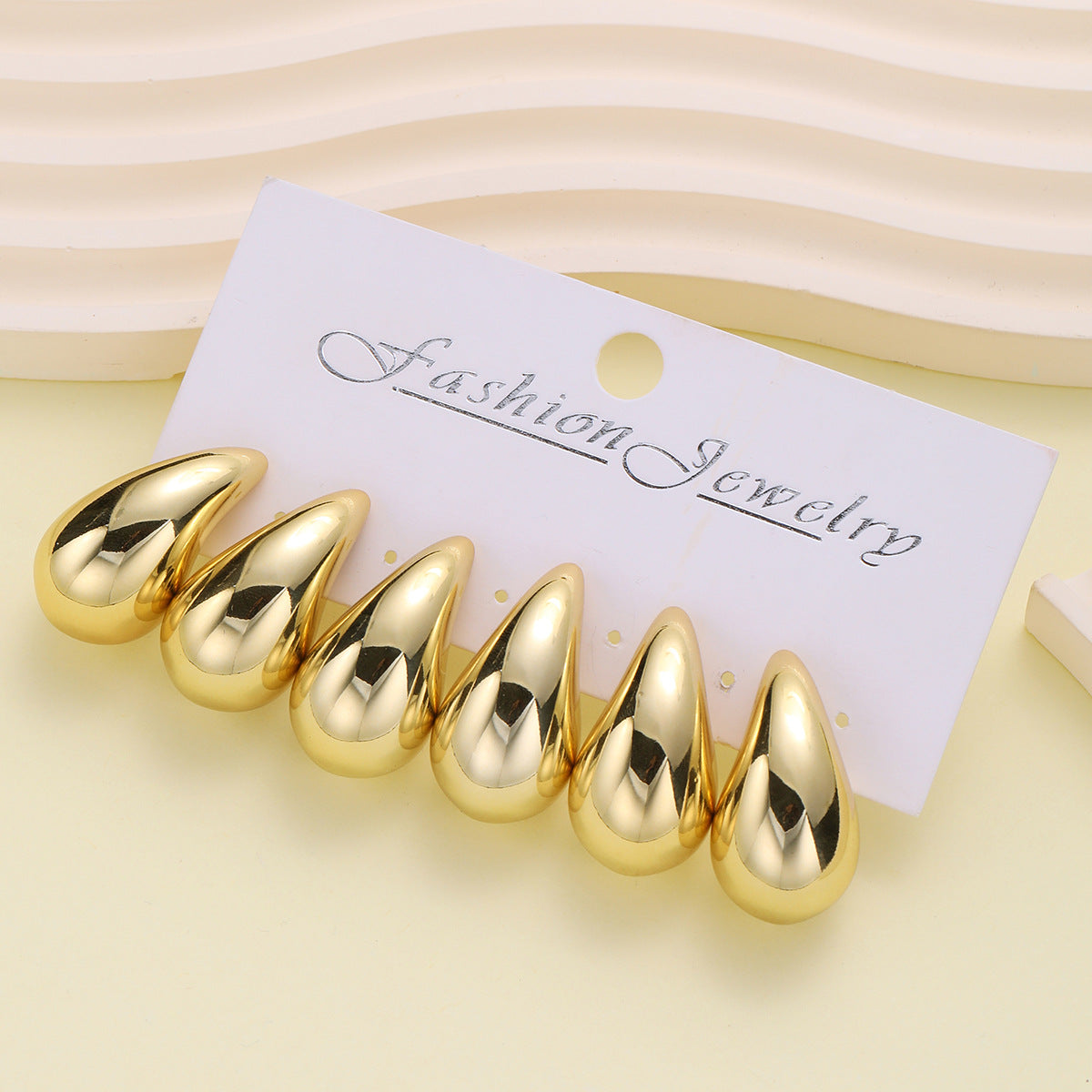 Fashion Type Water Drop Retro Exaggerated Earrings