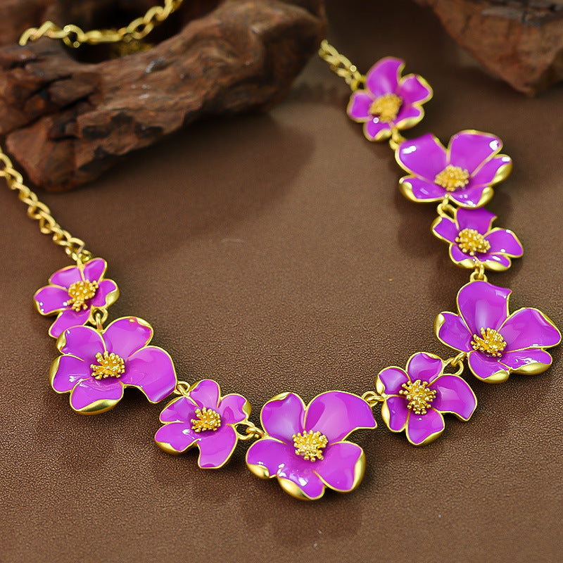Vintage Flower Elegant Three-dimensional Small Red White Suit Necklaces