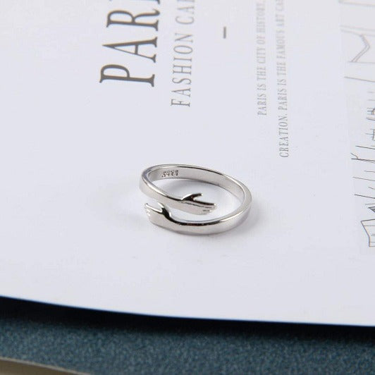 Women's Alloy Simple Hands Hug Opening Adjustable Rings