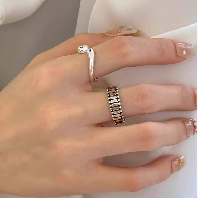 Female Personalized Hip Hop Sweet Cool Twin Vertical Pattern Rings