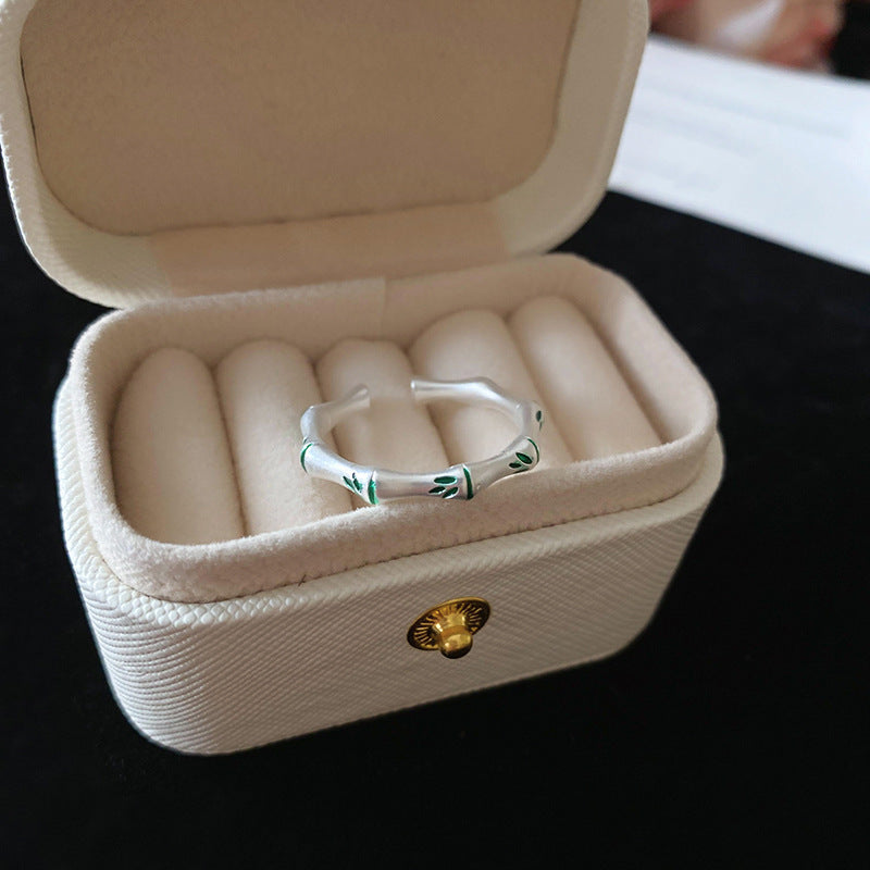 Women's Hollow Wave Geometric Open Trendy Design Rings