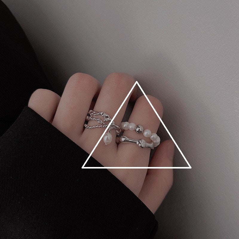 Irregular High-grade Moonstone Female Hollow Niche Design Rings