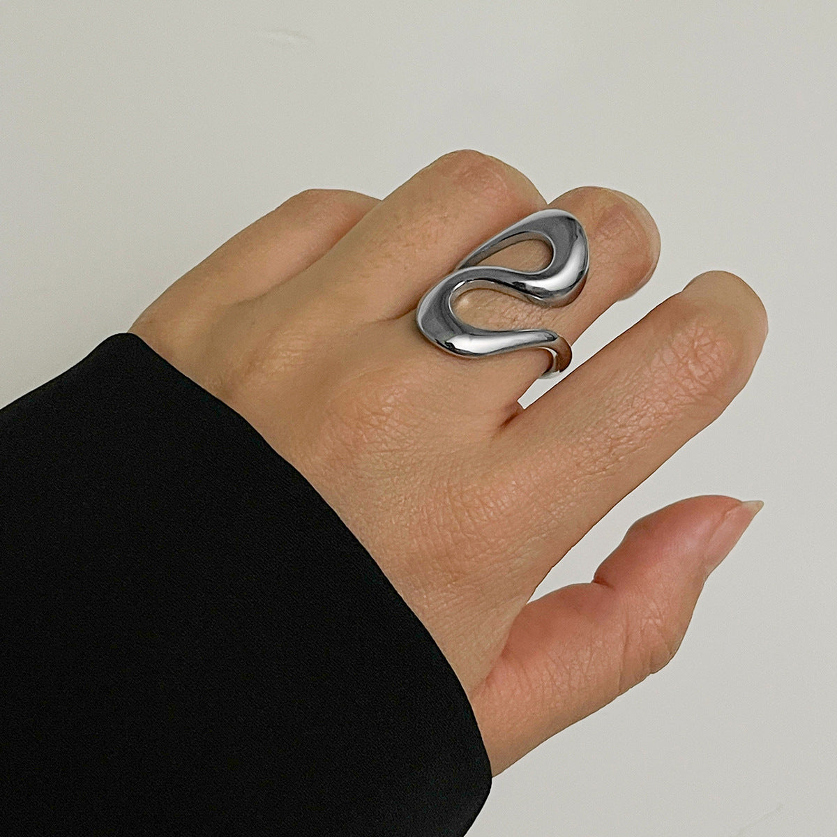 Fashion Geometry Pattern Liquid Metal Glossy Rings