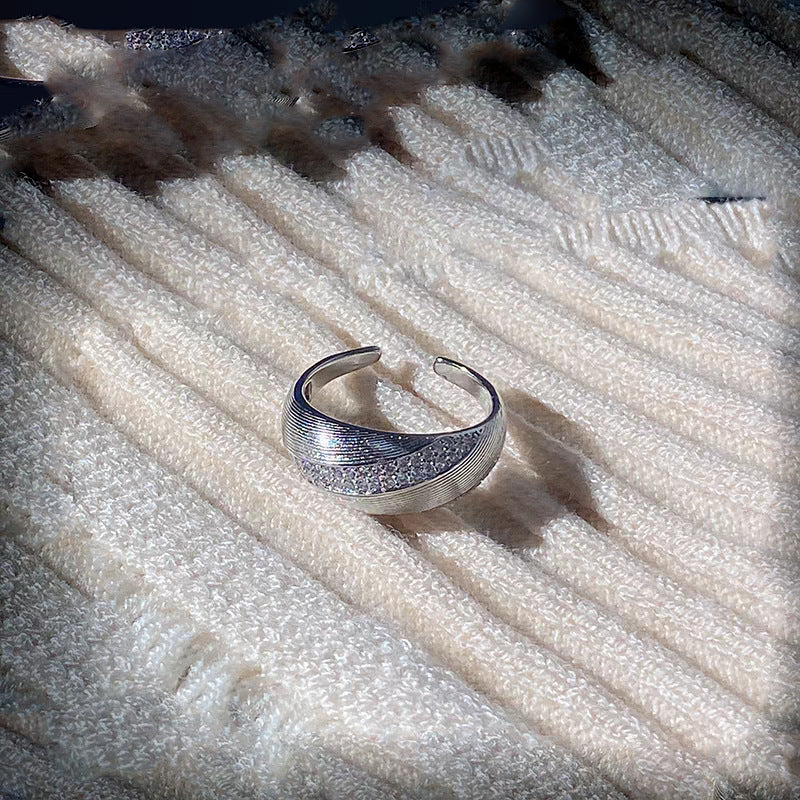 Simple Brushed Female Niche High-grade Light Rings