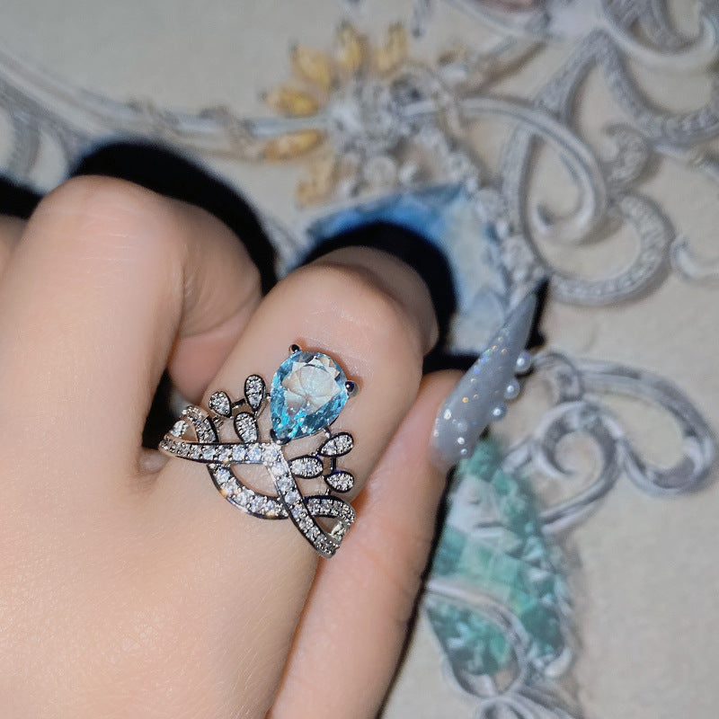 Water Drop Personality Yellow Diamond Crown Female Fashion Light Rings