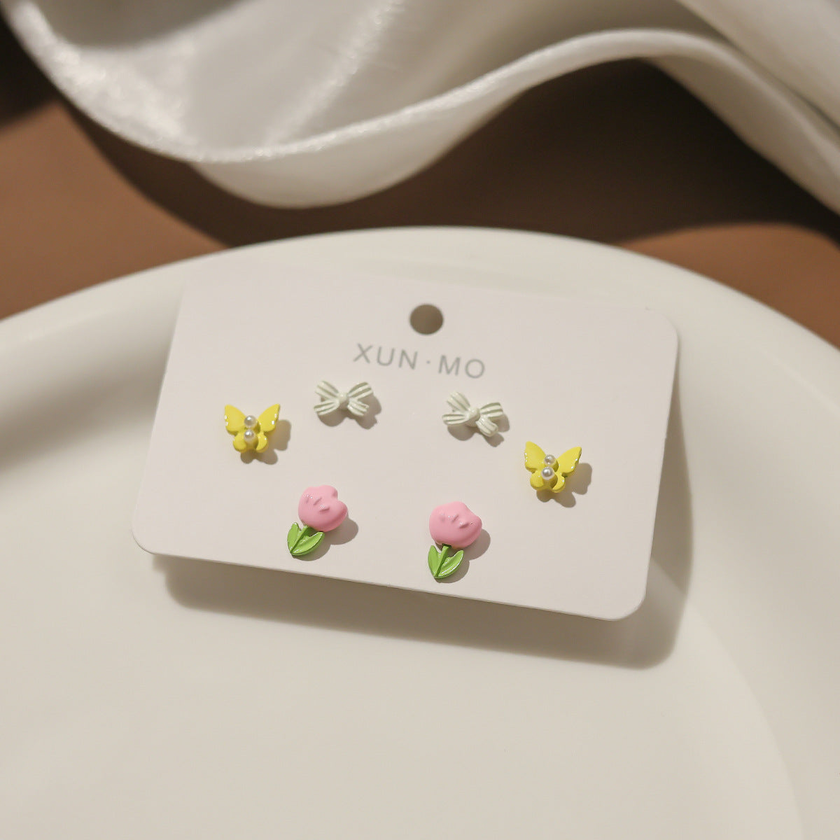 Cartoon Cat Sier Suit Small Childlike Sleeping No Rings