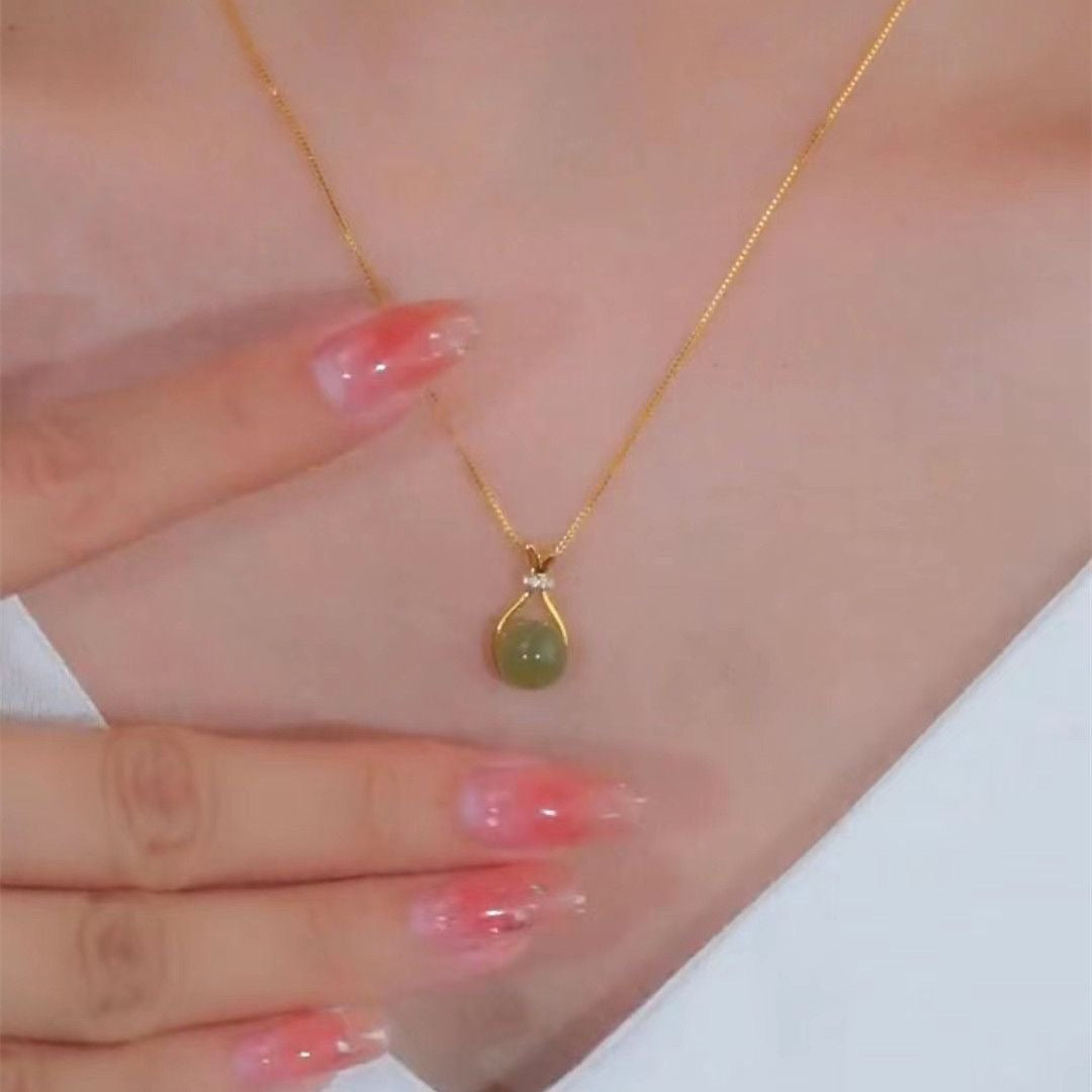 Women's Simple Fresh Design High-grade Elegant Fashion Girlfriends Temperament Necklaces
