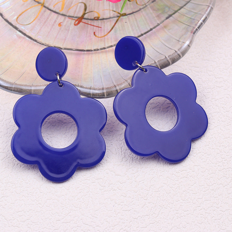 Women's Cutout Acrylic Fashion Simple Style Sweet Earrings