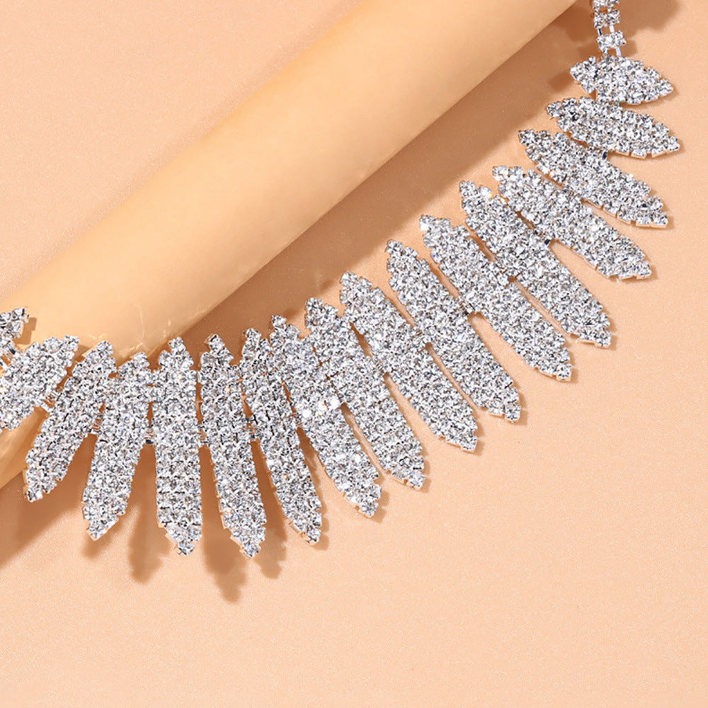Women's Diamond Bullet Style Popular Ornament Cold Necklaces