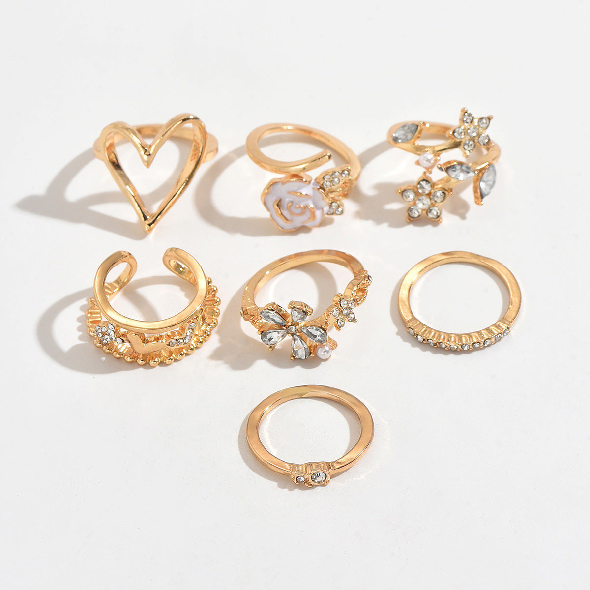 Women's Flower Love Creative Hollow Alloy Sweet Ring
