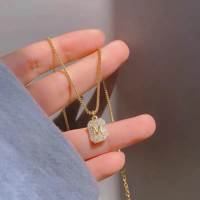 Female Letter Golden Clavicle Chain Niche Design Pendants