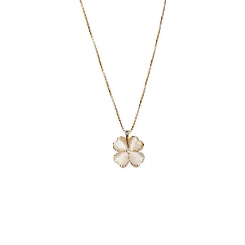Gold-plated Titanium Steel Exquisite Petal Clavicle Chain Necklaces