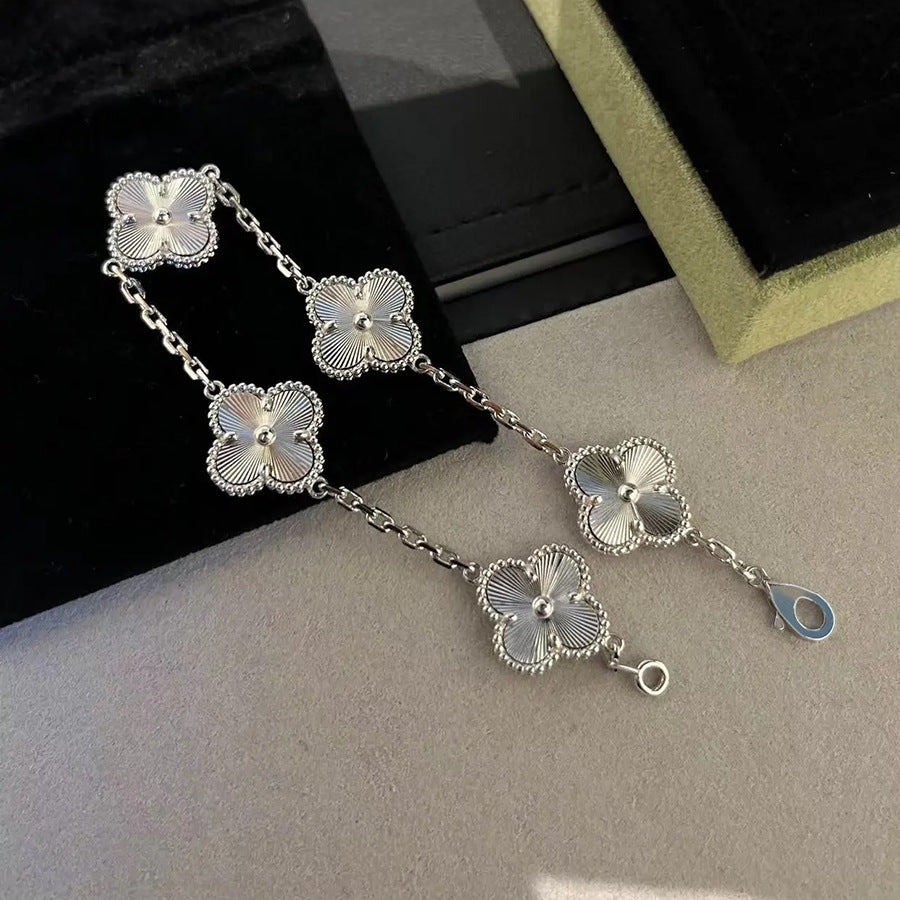 Clover Laser Female Sier Light Luxury Bracelets