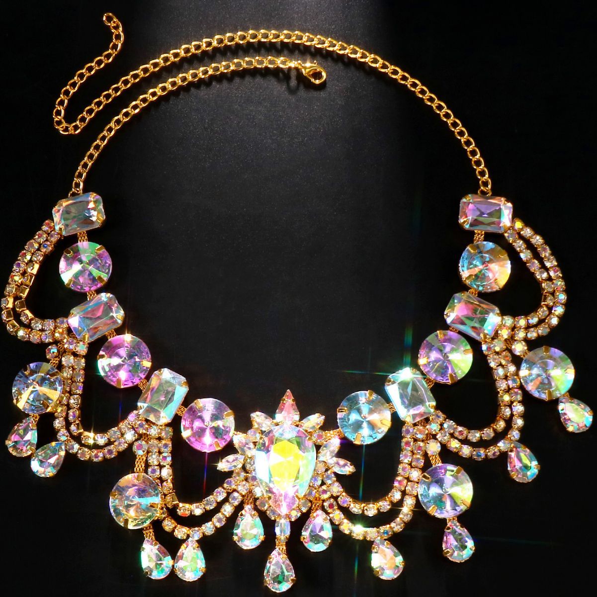 Personalized Rhinestone Eye-catching Luxury Water Drop Necklaces
