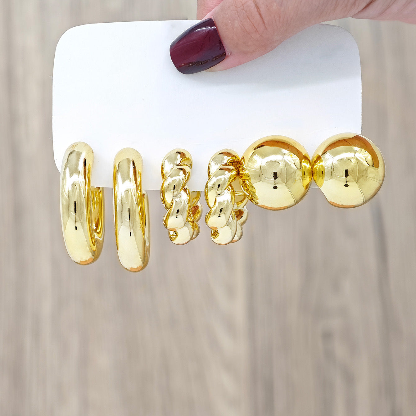 Metal Personality High Sense Creative Retro Simple Beanie Earrings