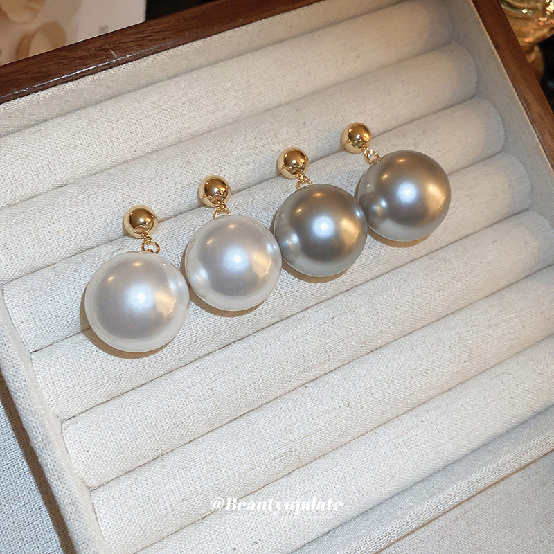 Women's Pearl French Exaggerated Light Luxury Classic Earrings