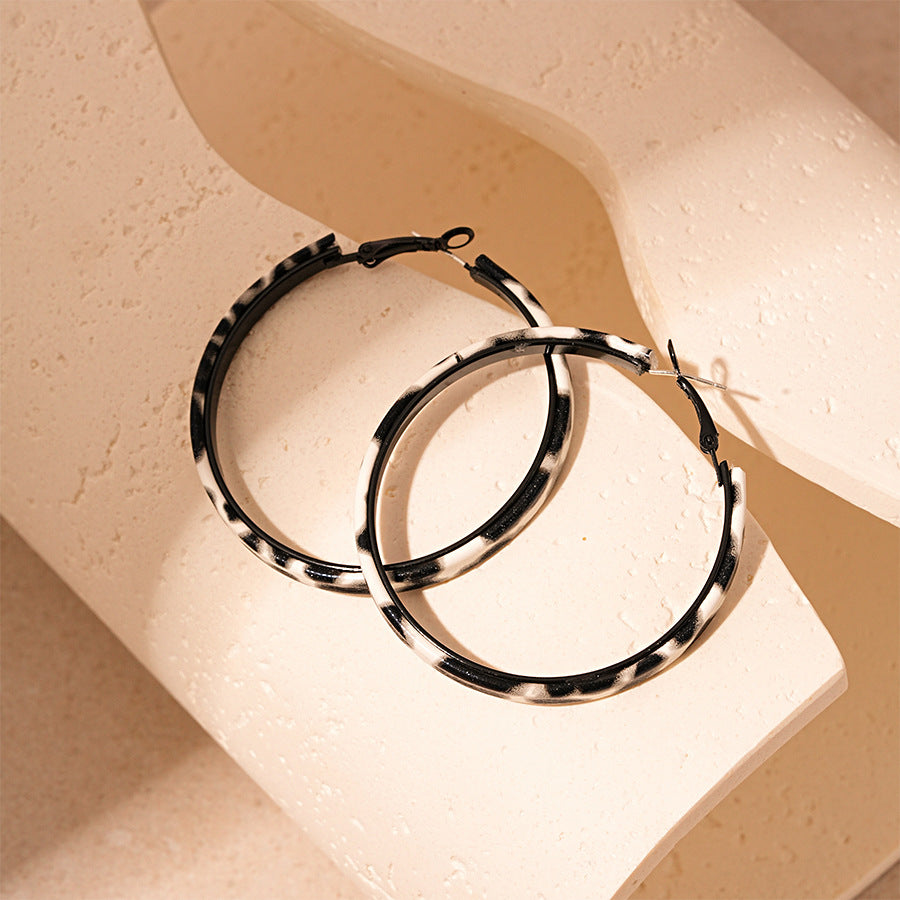 Women's Big Circle Sier Pin Ear Exaggerated Niche Temperament Rings