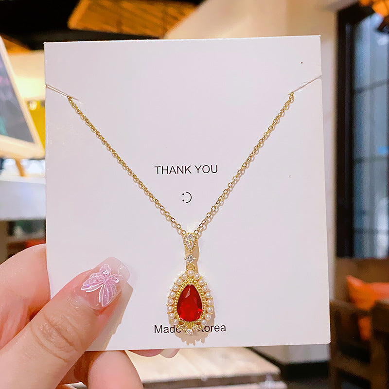 Pearl Ruby Emerald Female Temperament Light Necklaces