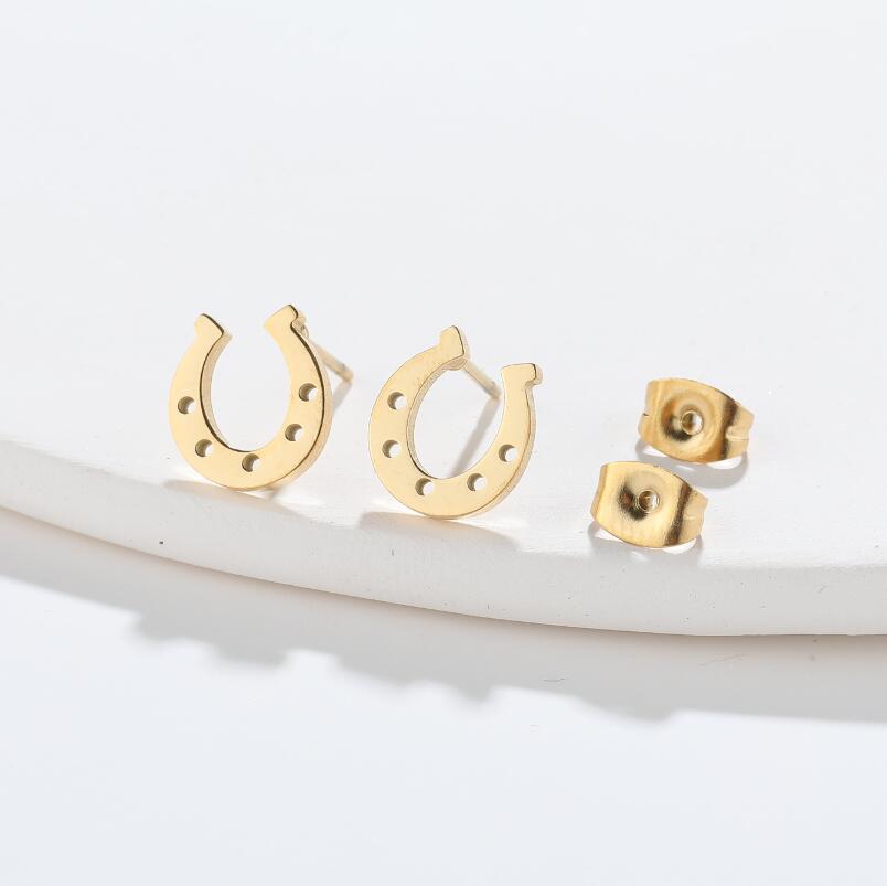 Women's Ornament Simple Fashion U-shaped Personalized Horseshoe Earrings