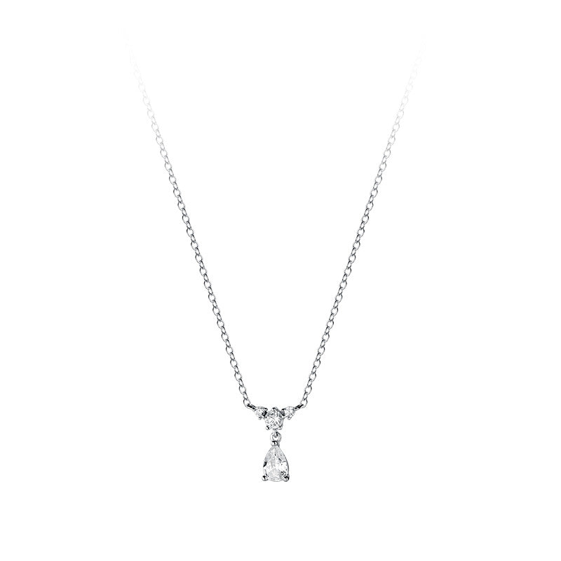 Women's Love Lodge Sier Elegant Geometric Fresh Cut Necklaces