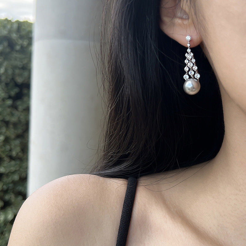Exquisite Refined Grace Light Luxury Zircon Earrings