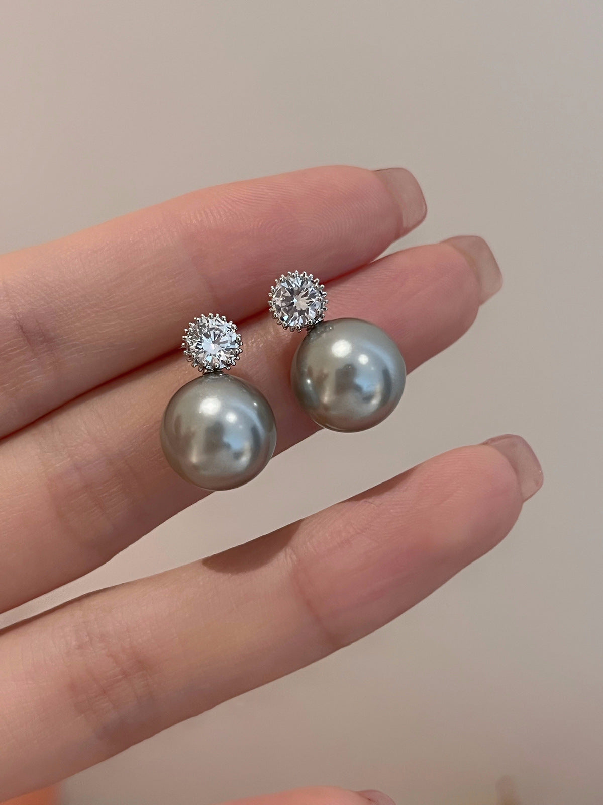 Women's Zircon High Sense Simple Graceful Minority Rings