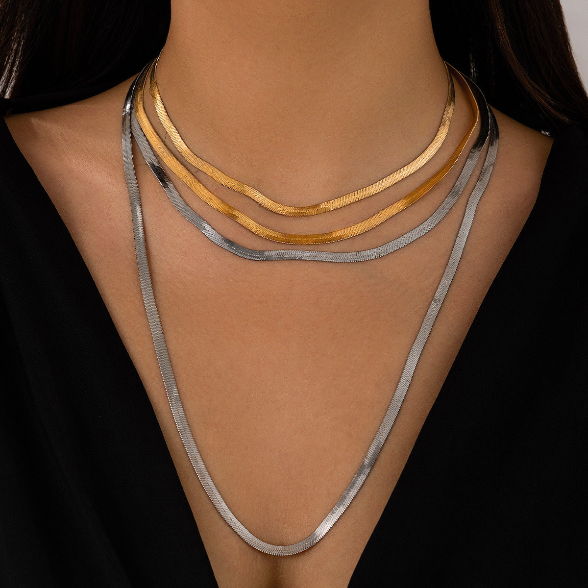 Personality Blade Chain Clavicle Fashion Snake Necklaces