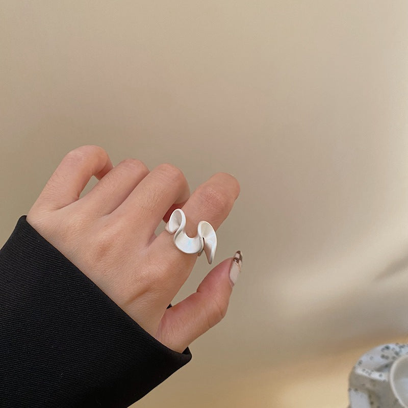 Twin Zircon Ruffles Lotus Leaf Retro Rings