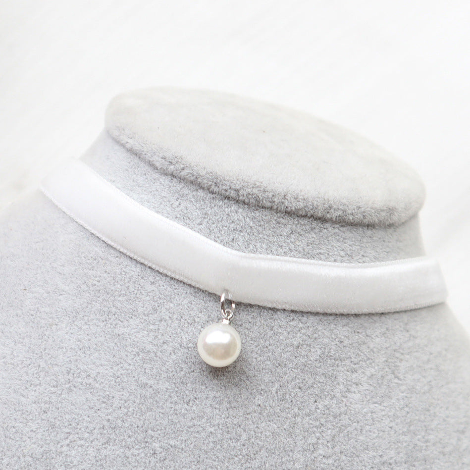 Female Accessories Heart White Veet Neckband Collar Pendants