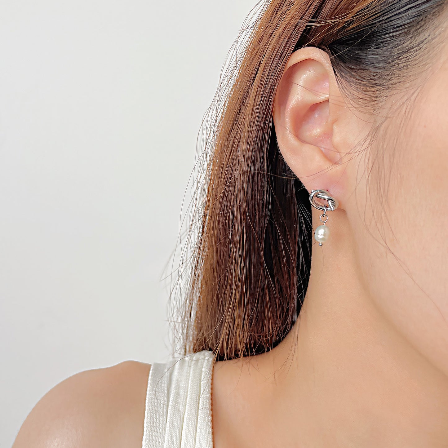 Luxury Temperament Natural Fresh Water Pearl Earrings