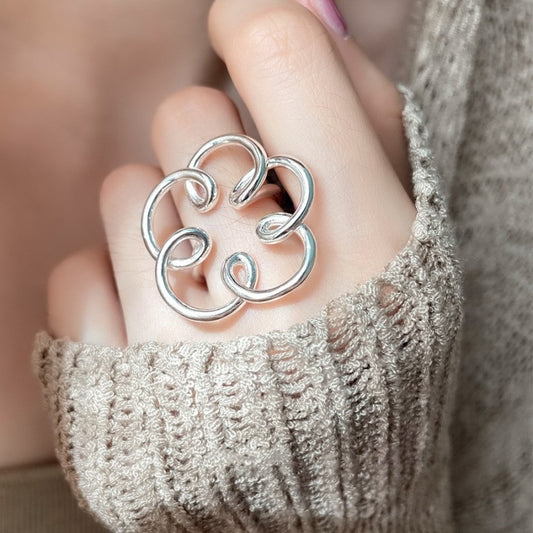 Dignified Geometric Lines Winding Sier Opening Rings