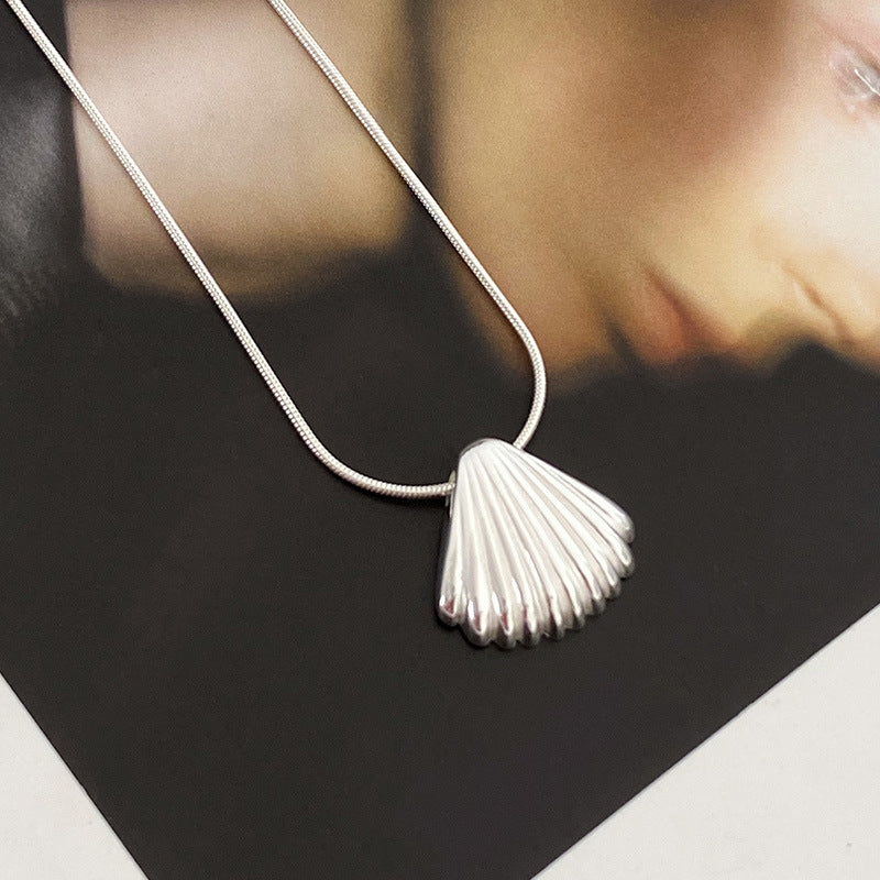 Fashionable Minority Shell Texture Female Clavicle Chain Necklaces