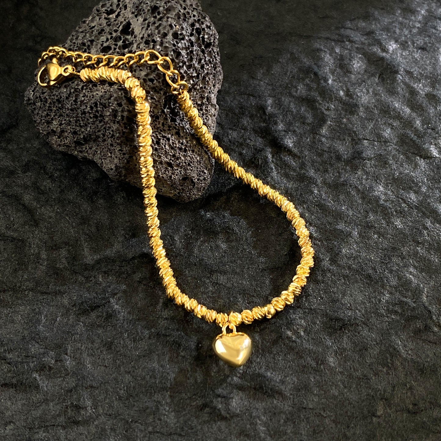 Titanium Steel Gold-plated Flower Bright Choker Bracelets