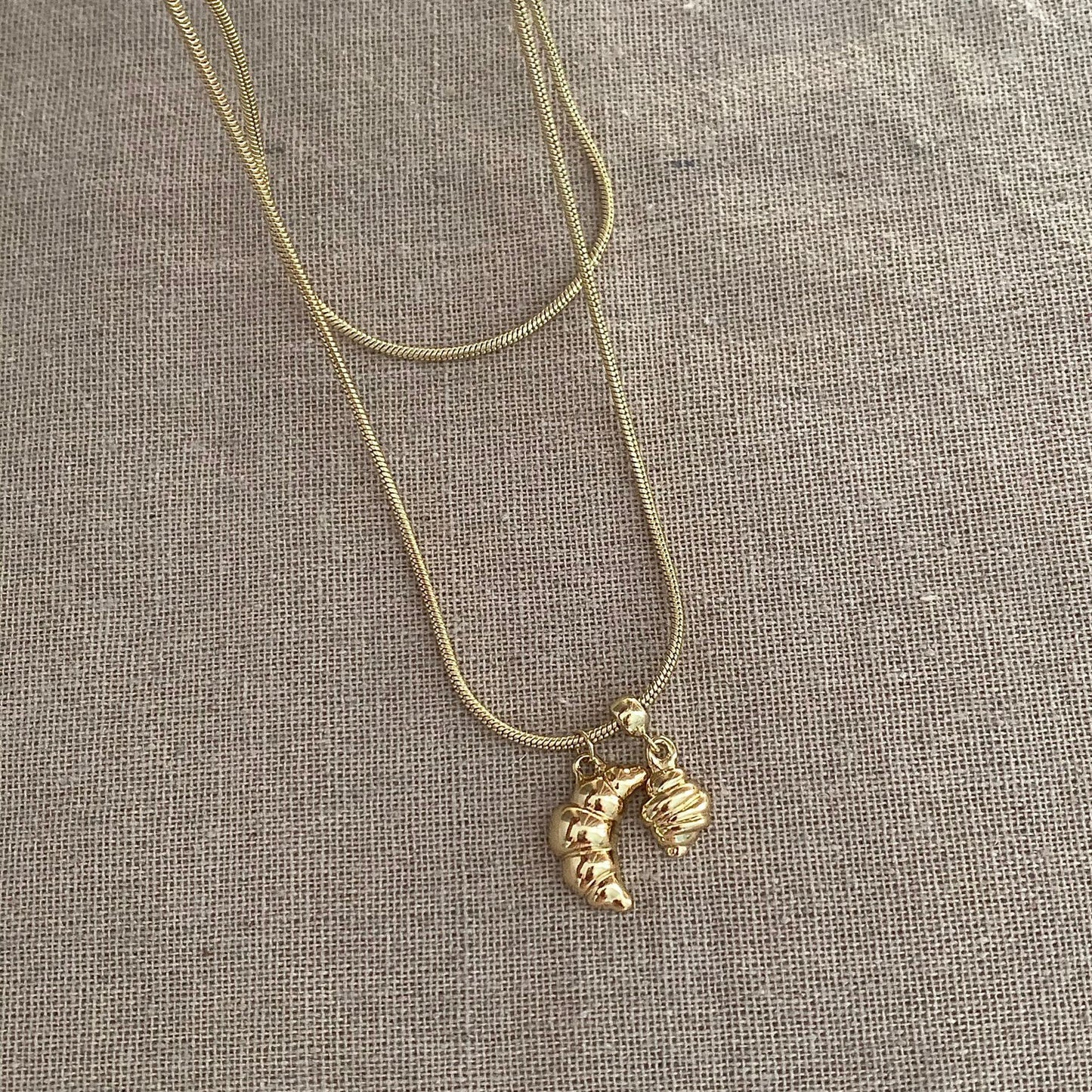 French Unique Light Luxury Fashionable Sweater Necklaces