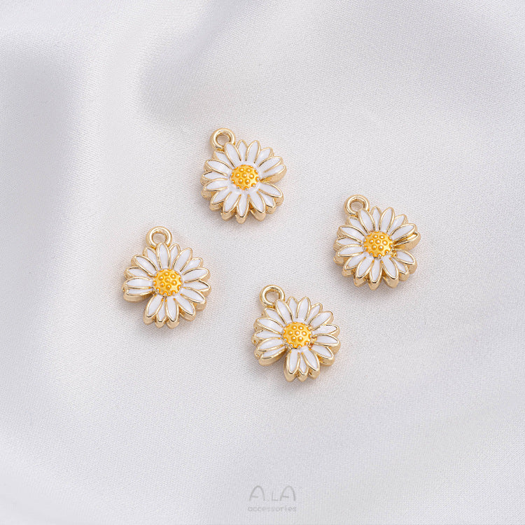 Gold-plated Color Retention Drop Oil Little Daisy Pendants